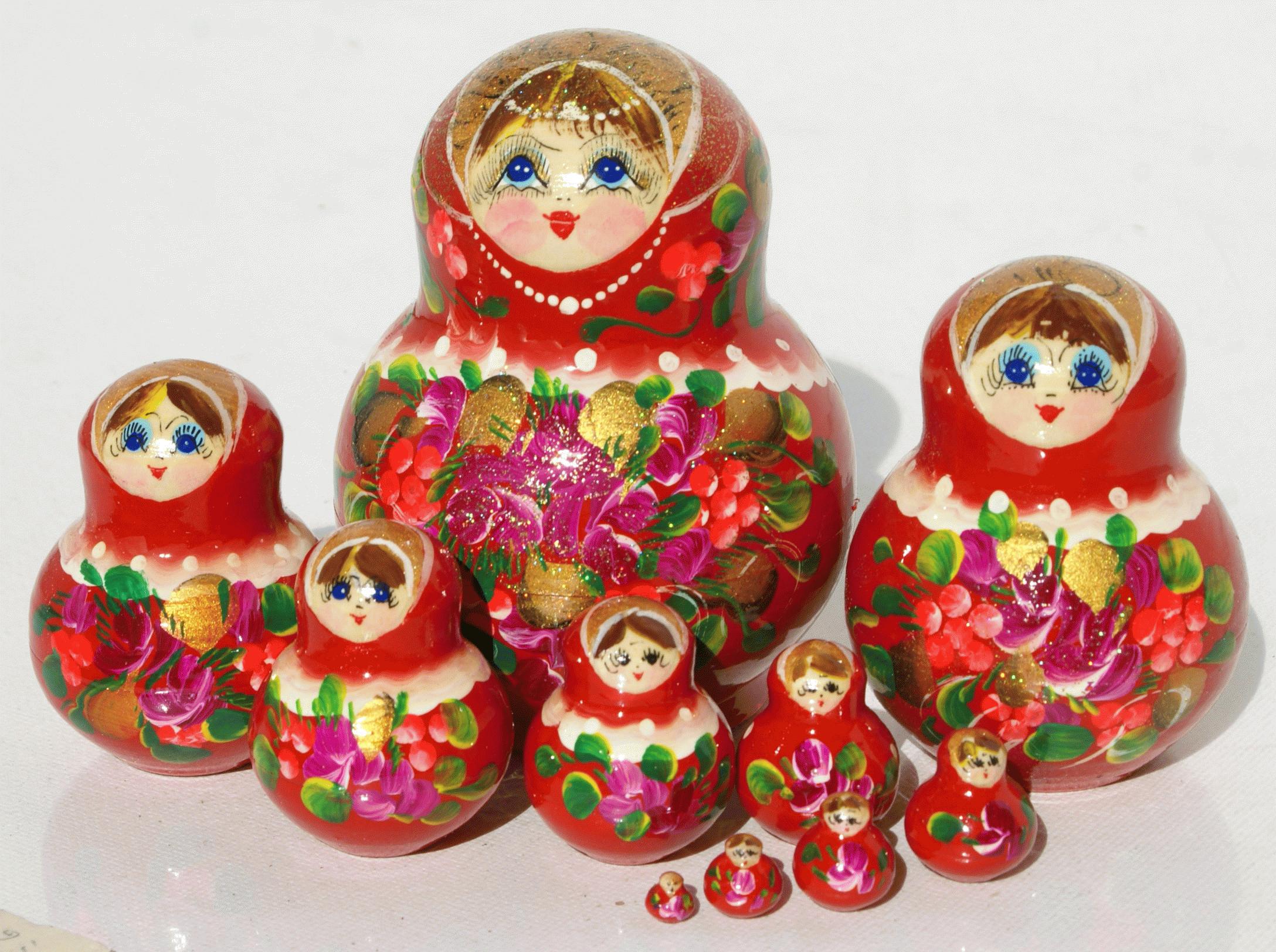 Matryoshka Nesting Dolls with Red Floral Bouquet